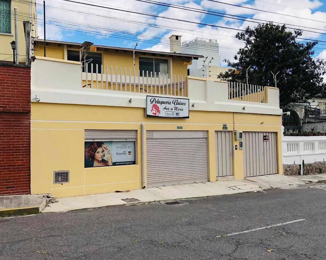 Casa Floresta - Habitaciones Con Bano Privado Quito Ecuador