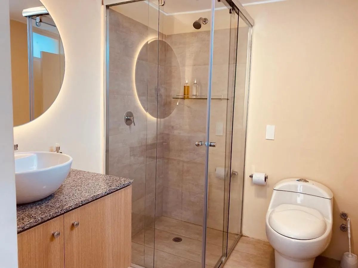 Casa Floresta - Habitaciones Con Bano Privado Quito 0*,  Ecuador